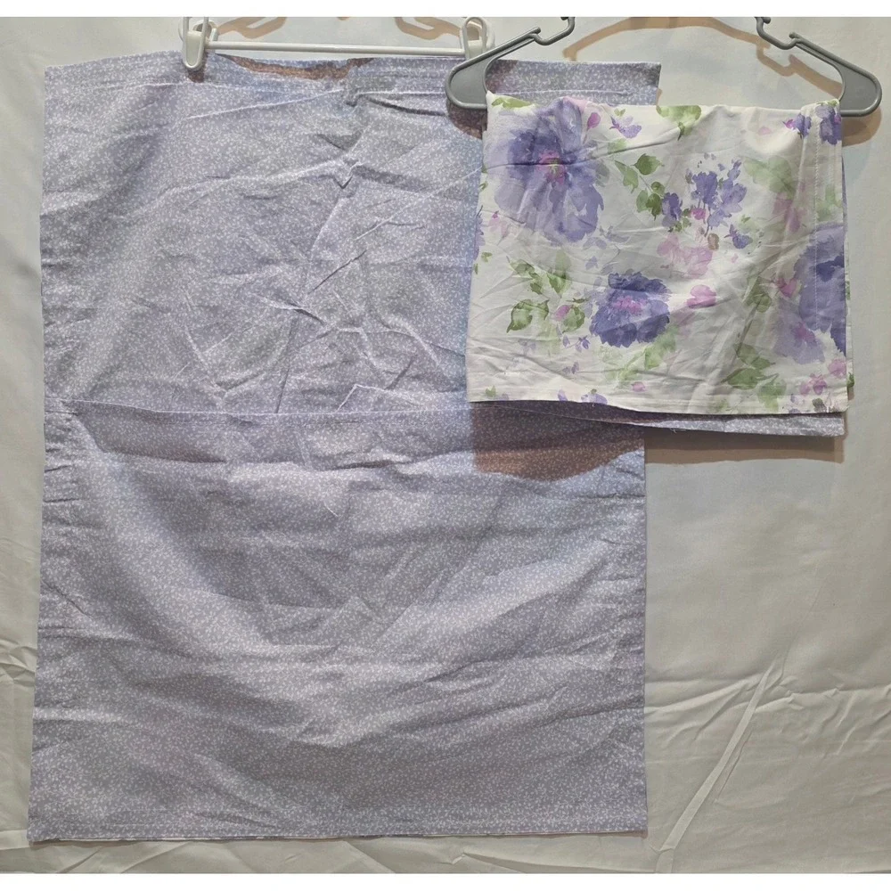 Laura Ashley Cotton Pillowcase Set Purple Lavender Floral Cottagecore 2 Pack